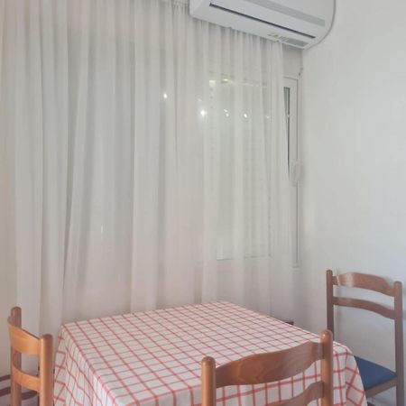 Emili Apartment Borsh Esterno foto
